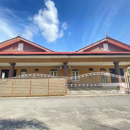 Family Homestay Kuala Terengganu Eksteriør bilde