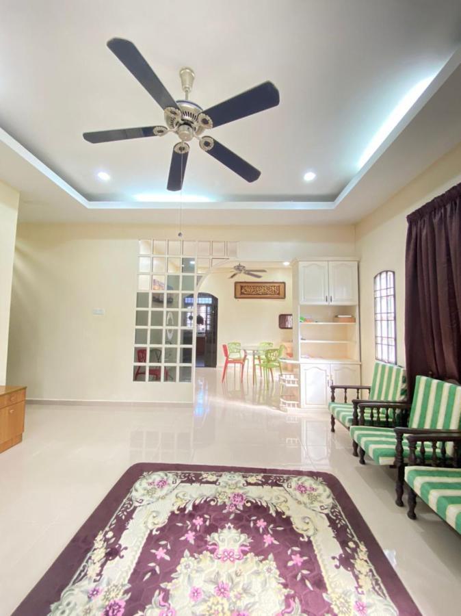 Family Homestay Kuala Terengganu Eksteriør bilde