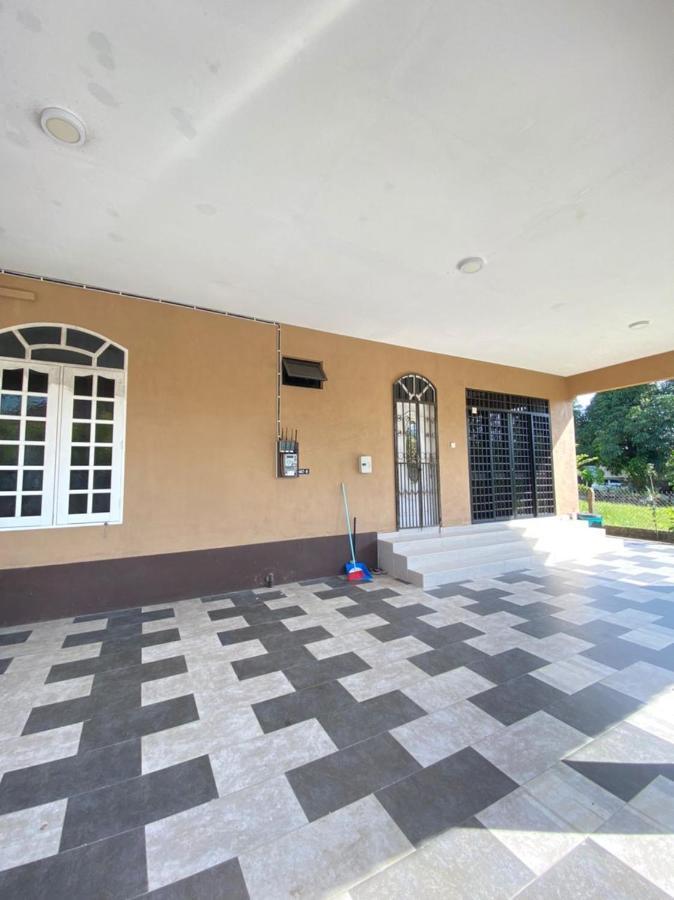 Family Homestay Kuala Terengganu Eksteriør bilde