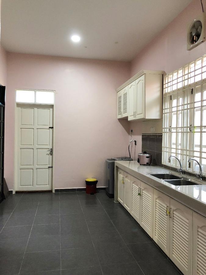 Family Homestay Kuala Terengganu Eksteriør bilde